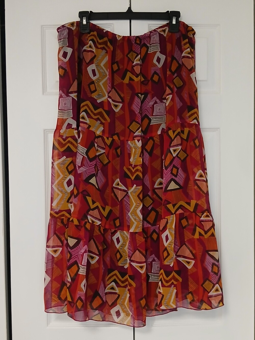 Womens SizeWomen's Size 18 Midi Lined Tiered Skirt Multicolor Geometric Print